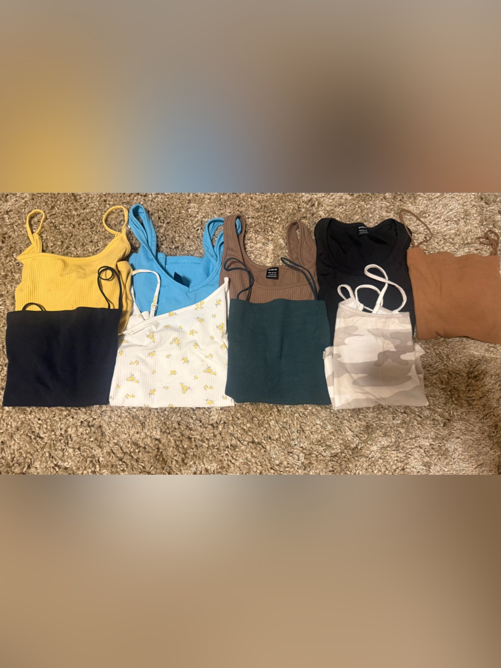 🍎American eagle and SHEIN bundle of tank tops total of 9